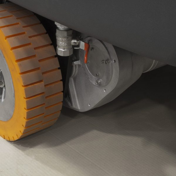 Comfort-L-2013-motoruota-post-15x15-1.jpg COMFORT L 122